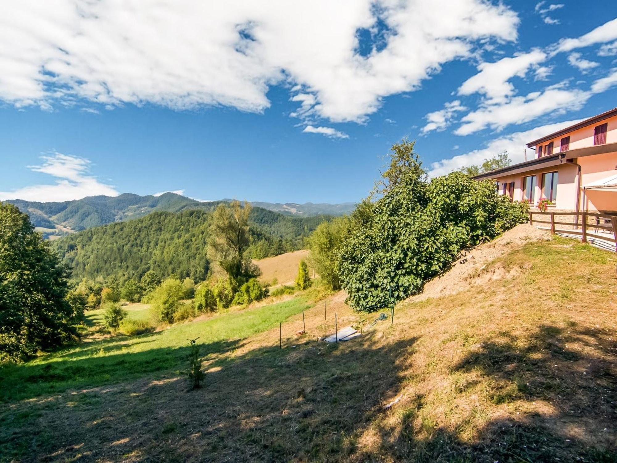 Inviting In Appenines With Covered Swimming Pool Holiday home *