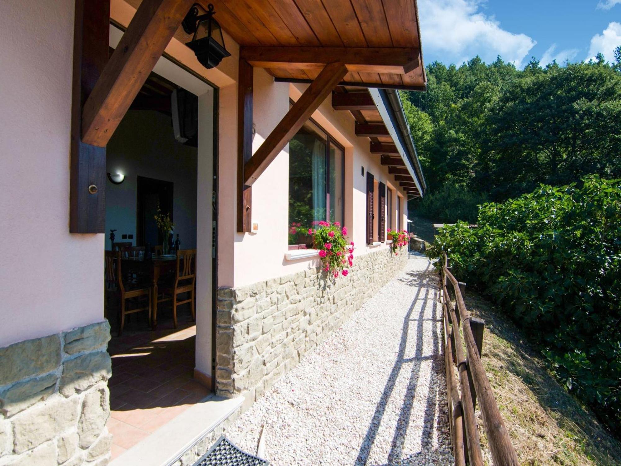 Inviting In Appenines With Covered Swimming Pool Holiday home *
