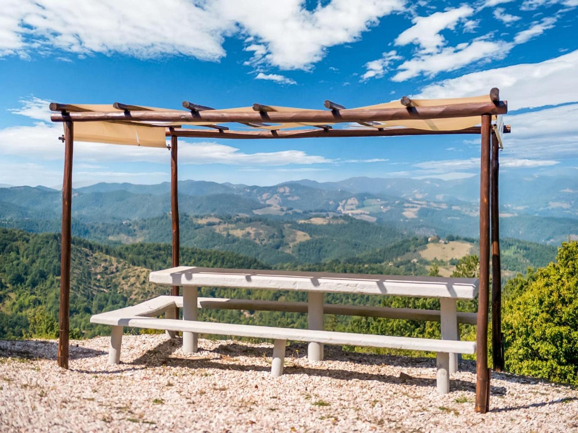 Inviting In Appenines With Covered Swimming Pool Holiday home *