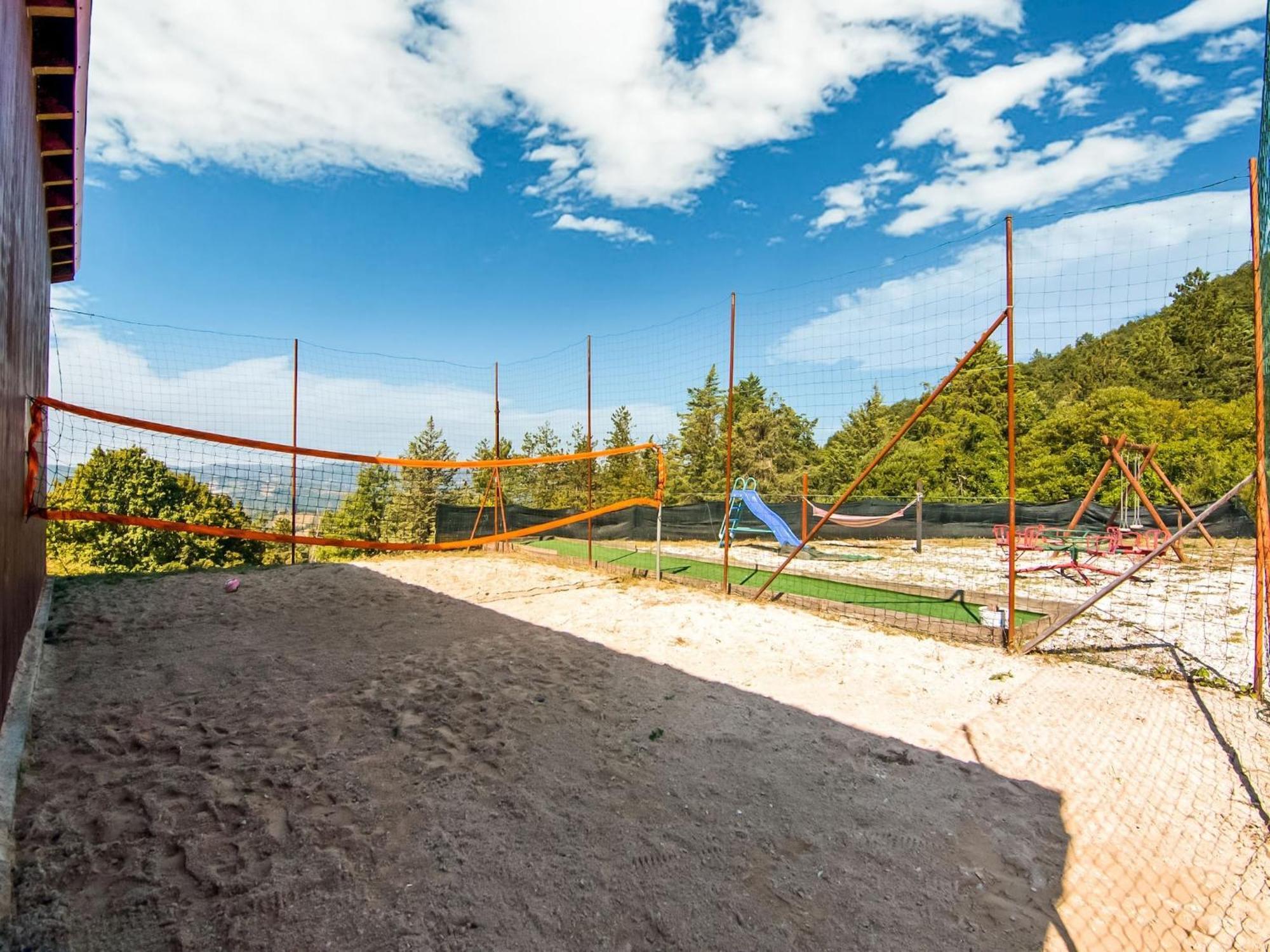Inviting In Appenines With Covered Swimming Pool *